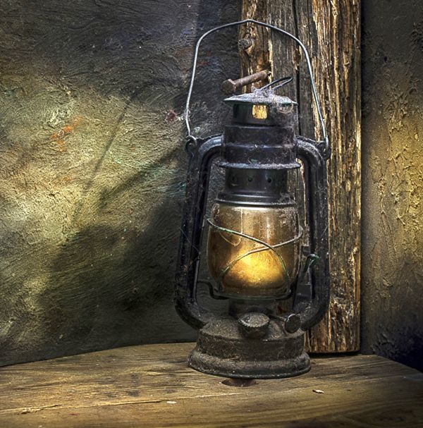 Lamp on the candlestick